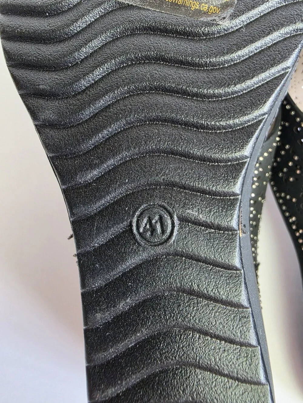 Atalina Women's Black Wedge Shoes Embellished Floral Cut Out Design Size 9 (41)
